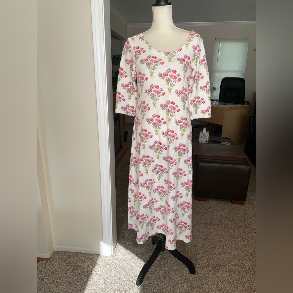 Crabtree & Evelyn Floral Print Nightgown Size Small